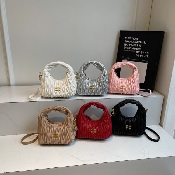 Niche Design Bag Pleated Cloud Bag Miu Tide Embroidery Thread Messenger Bag Portable Versatile Single Shoulder Crescent Bag