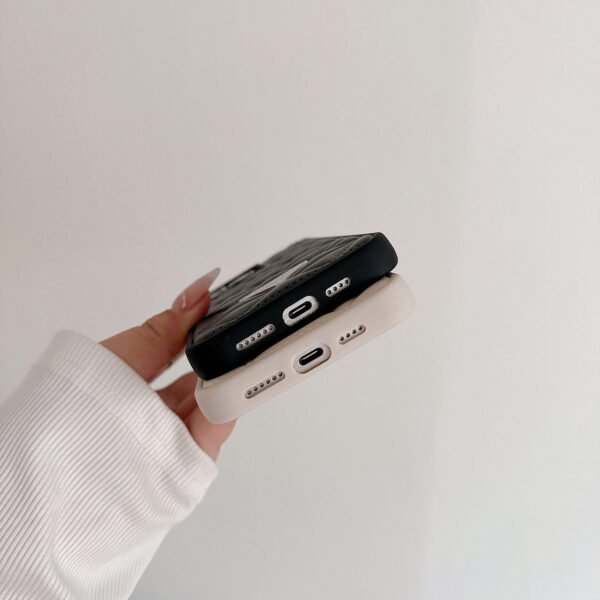 Lambskin Embossed Rhombus Premium Sense Light Luxury Trendy Brand Suitable For IPhone17Promax Anti-Drop Apple Phone Case