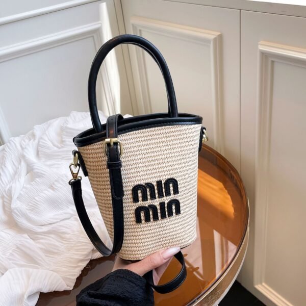Trend Contrasting Color Bucket Bag Woven Women’S Casual Striped Rainbow Straw Woven Portable Messenger Bag Commuter Handbag