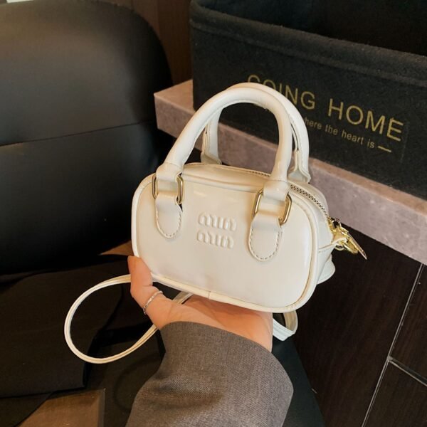 Letter Laser Bowling Bag Version Miu Premium Handbag Bag Women’S Versatile Fashion One-Shoulder Crossbody Bag