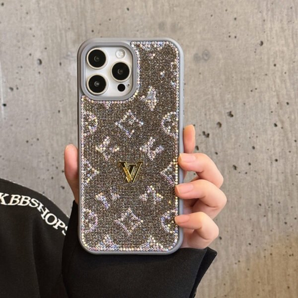 Tide Brand Diamond Sticker Protective Case Is Suitable For IPhone17ProMax Explosion Anti-Drop Apple 16 Mobile Phone Case.