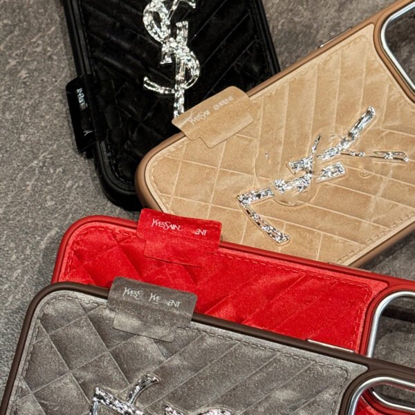 Snow Mountain Velvet Protective Case Is Suitable For IPhone17Pro Max Apple 16 Mobile Phone Case New Model