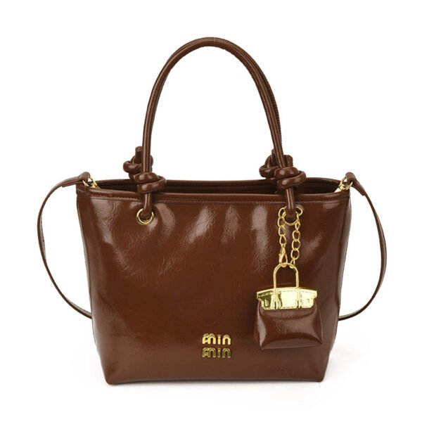 Premium Miu Retro Handbag Cross-Border Trendy And Versatile Commuter Shoulder Messenger Bag Light Luxury Style Fashion Bucket Bag
