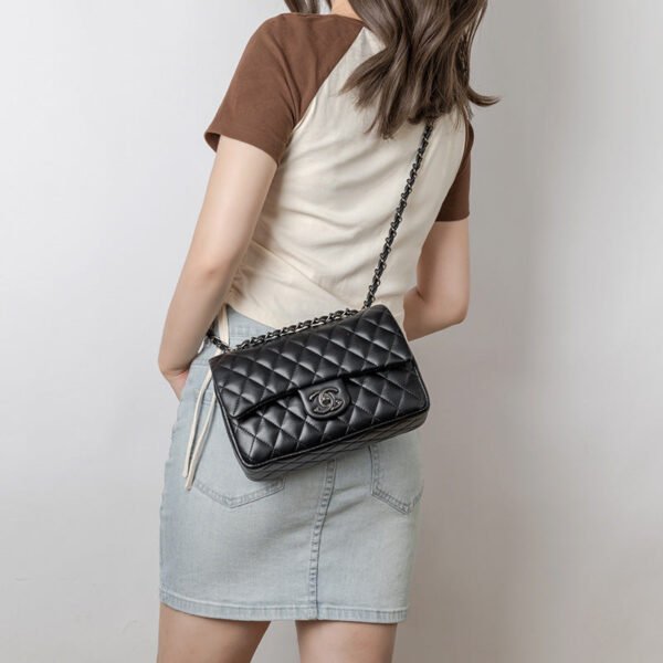 2026 New Chanel CF Classic Versatile Diamond Chain Small Fragrant Women’S Bag Fashionable Leather Shoulder Messenger Bag