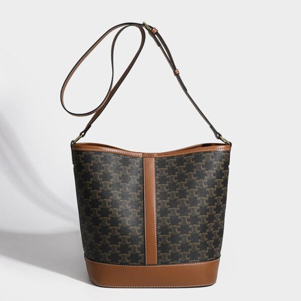 Leather Arc De Triomphe Bucket Bag Women’S 2026 New Summer Large-Capacity High-End Niche Shoulder Messenger Bag