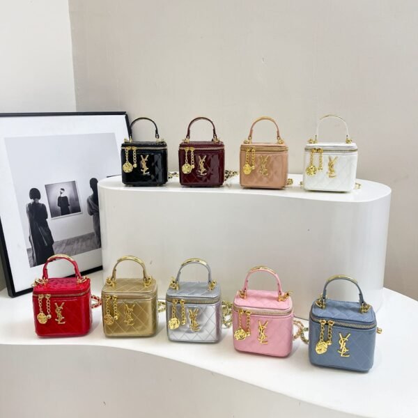 Light Luxury Embroidery Thread Small Fragrant Wind Box Bag Poplar Forest Rhombus Golden Ball Chain Small Square Bag Women’S Bag Fashion Messenger Bag