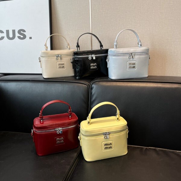 This Year, Miu Box Bags Are Popular, Handbags, High-End Fashion And Versatile Single Shoulder Messenger Small Square Bags.