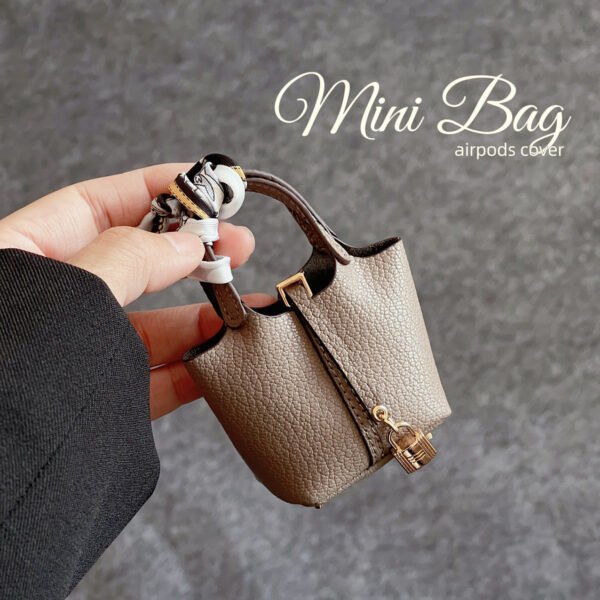 The New Mini Handbag Premium Earphone Cover Is Suitable For Air Por3 Pendant Pendant Bluetooth Protective Case Leather.