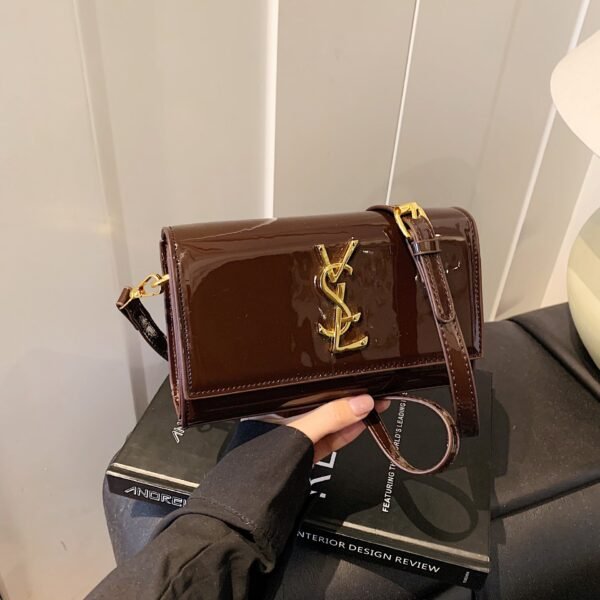 Retro Poplar Forest Small Square Bag Fashion High-End Niche Shoulder Bag Trend Light Luxury Trade Armpit Bag