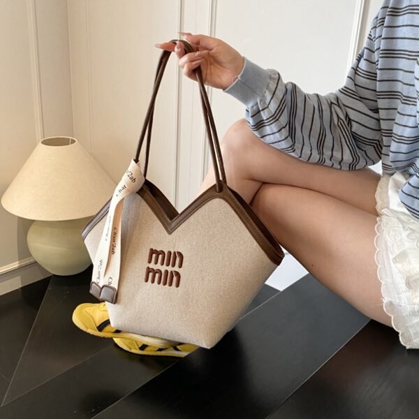Niche Large-Capacity Tote Bag Miu Casual Embroidery Women’S Underarm Portable Commuter Tide Shoulder Bag