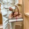 Fashion Leather Women’S Bag 2026 New Trendy Large-Capacity Plaid Shell Bag Versatile Hand-Held Crossbody Mother-In-Law Bag