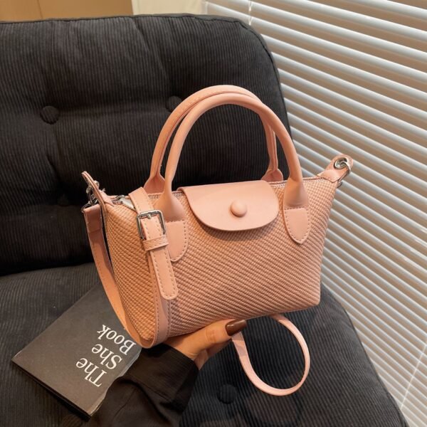 New Niche Design Dumpling Bag Splicing Dragon Bags Xiangchao Versatile Handbag Women’S Contrasting Shoulder Bag