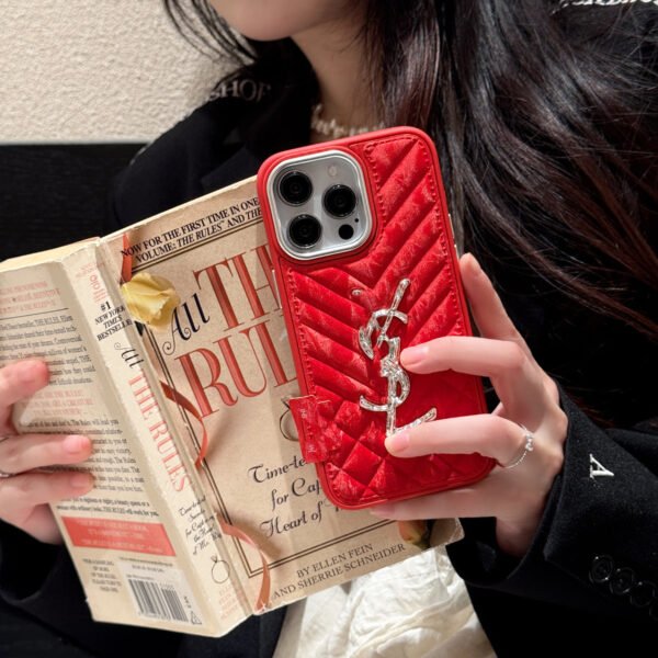 Snow Mountain Velvet Protective Case Is Suitable For IPhone17Pro Max Apple 16 Mobile Phone Case New Model