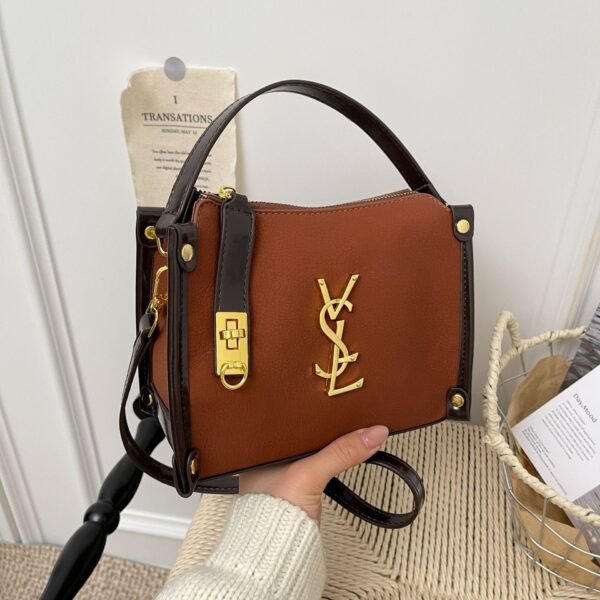 Fashion Poplar Forest Box Retro Handbag Matte Casual Simple Shoulder Messenger Bag Premium Light Luxury Commuter Bag