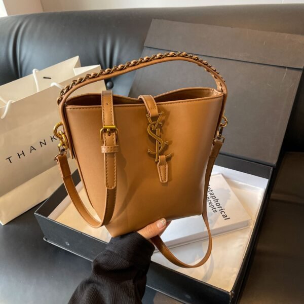 Light Luxury Chain Bucket Bag Women’S New Commuter Handbag Poplar Niche Design Women’S Shoulder Messenger Bag