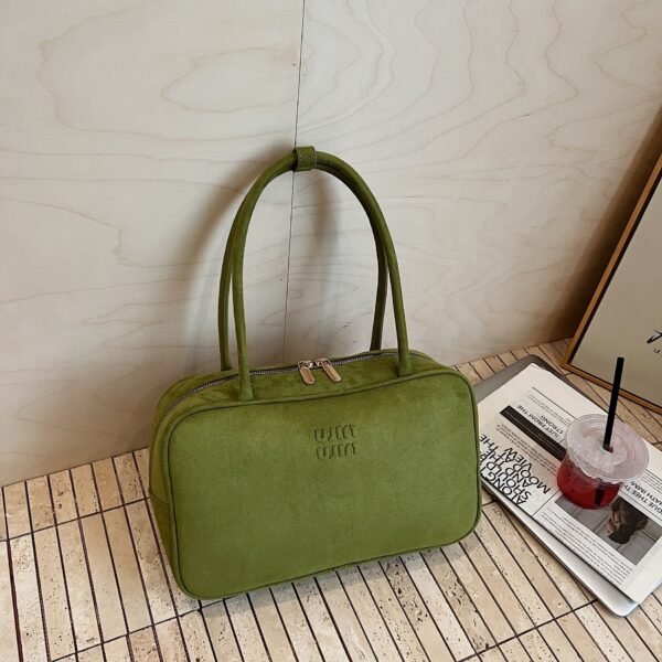 Vintage Suede MIU Shoulder Bag Bag Texture Women’S Handbag Bowling Ball Mother Bag Niche Pillow Bag