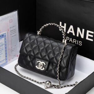 Bag Women'S 2026 New Model Is Popular This Year, High-End Shoulder Messenger Bag, Leather Chain, Rhombus Portable Small Square Bag.