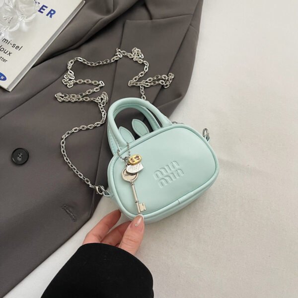 Niche Fashion Portable Bowling Bag Women’S Early Spring New Simple Mi.U Shoulder Bag Premium Messenger Bag