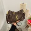 Fashion Retro Poplar Bags Shoulder Messenger Bag Large Capacity Trendy Texture Handbag Style Commuter Bucket Bag