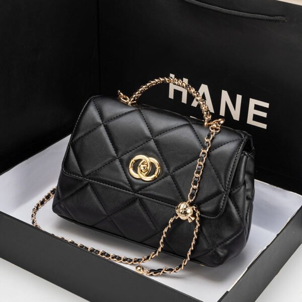 2026 New Trendy Small Fragrant Wind Rhombus Leather High-End Shoulder Messenger Bag Square Fat Little Golden Ball Chain Women’S Bag