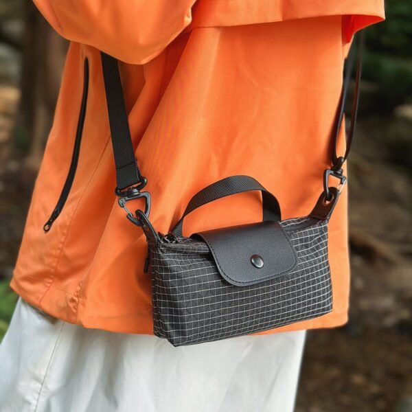 Fashion Dragon Bags Xiang Striped Handbag Premium Trade Dumpling Bag Mini Commuter Messenger Bag Trendy Shoulder Bag