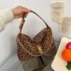 Trade Trend Poplar Forest Shoulder Bag Leopard Print Suede Handbag Large Capacity Fashion Texture Shoulder Messenger Bag