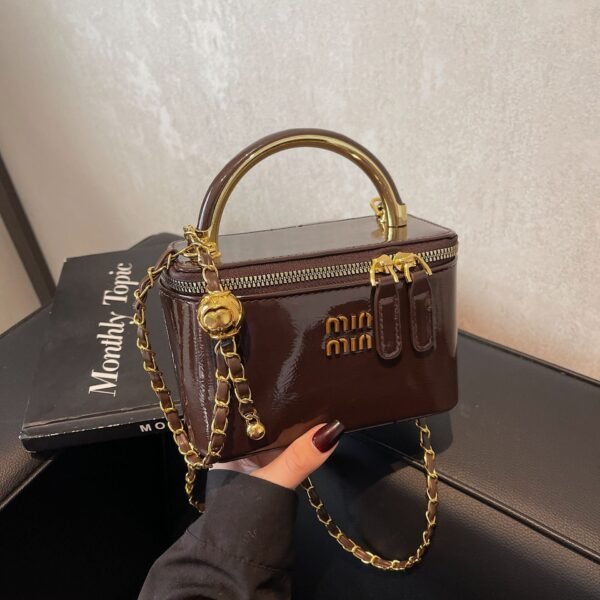 Retro Oil Wax Leather Portable Box Bag Handbags Fashionable Versatile Mi.U Shoulder Bag Chain Small Square Bag