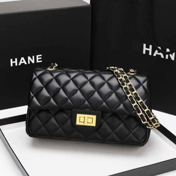 2026 New Rhombus Chain Bag Premium Women’S Bag Fashion Versatile Leather Shoulder Portable Messenger Bag