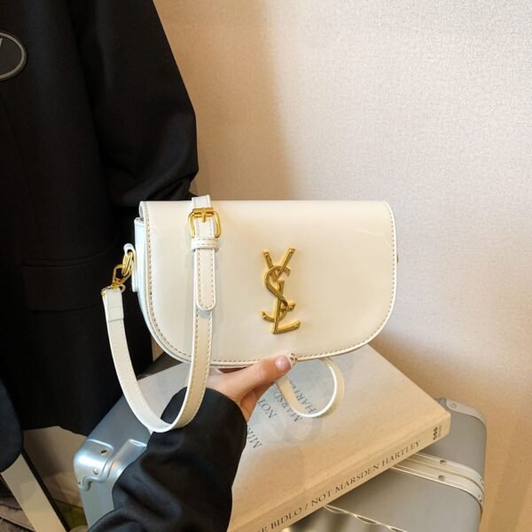 Niche Design Poplar Forest Retro Saddle Bag Simple Texture Personalized Portable Small Square Bag Premium Shoulder Messenger Bag