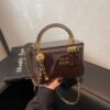 Retro Oil Wax Leather Portable Box Bag Handbags Fashionable Versatile Mi.U Shoulder Bag Chain Small Square Bag