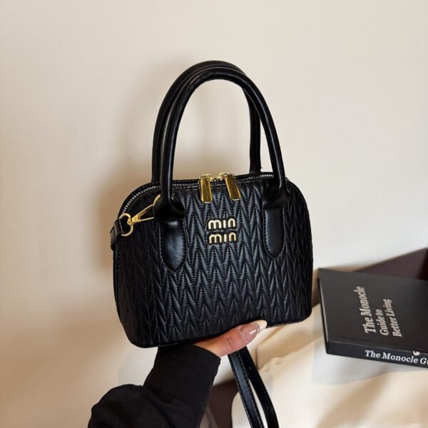 Light Luxury Rhombus Miu Handbag Women’S Commute Premium Exquisite Shoulder Messenger Bag Bag Versatile Shell Bag