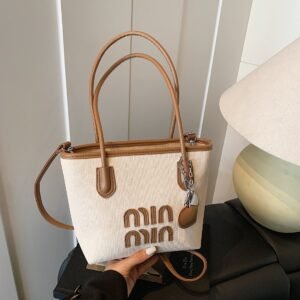 Retro Miu Niche Design Handbag Trendy Embroidery Light Luxury Shoulder Bag Texture Fashion Light Luxury Underarm Bag