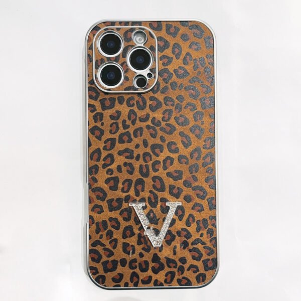 Applicable to Apple 17Promax advanced sense leopard print all-inclusive tide brand explosion and iPhone16 mobile phone case