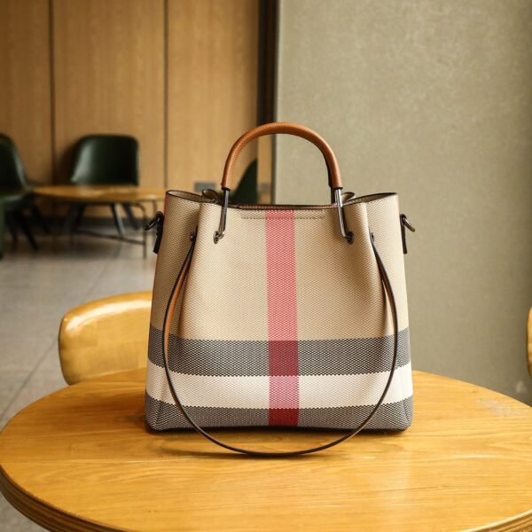 Bucket Bag Women’S 2026 New Leather High-End Color Matching Large-Capacity Tote Bag Plaid Portable Shoulder Women’S Bag