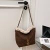 Vintage Rhombus Plush Splicing Shoulder Bag Poplar Forest Large Capacity Fashion Commuting Advanced Chain Armpit Bag