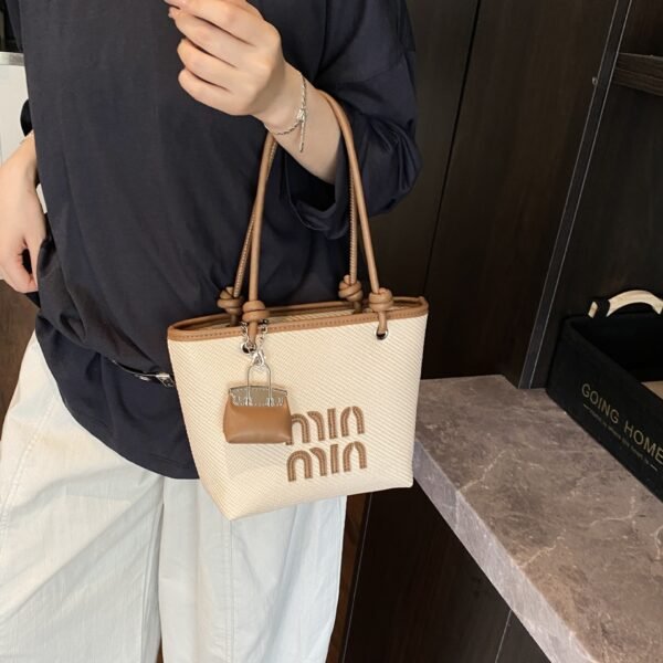 Light Luxury Miu Vegetable Basket Tote Bag Woven Mother And Child Bag Women’S Spring And Summer Leisure Vacation Shoulder Messenger Bag