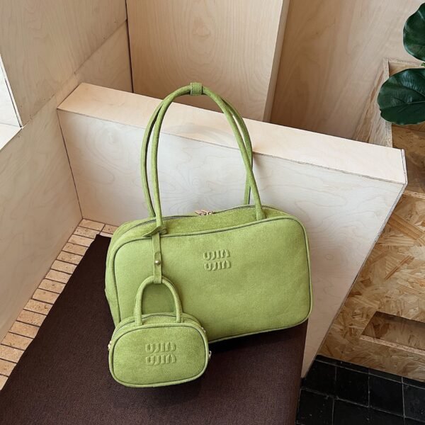 Vintage Suede MIU Shoulder Bag Bag Texture Women’S Handbag Bowling Ball Mother Bag Niche Pillow Bag