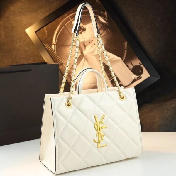 Women’S Bag 2026 New High-End Diamond Chain Shoulder Bag Leather Large-Capacity Commuter Tote Bag Niche Design