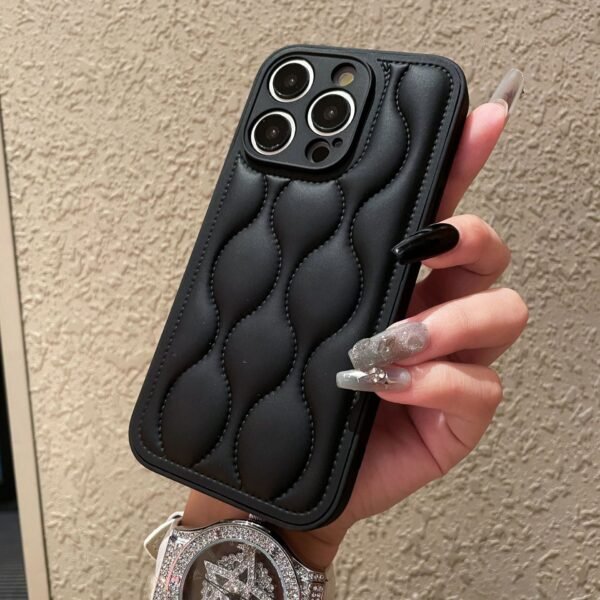 Applicable To IPhone17proMax Small Fragrant Three-Dimensional Rhombus Down Jacket Apple 16 Fine Hole Mobile Phone Case Anti-Drop