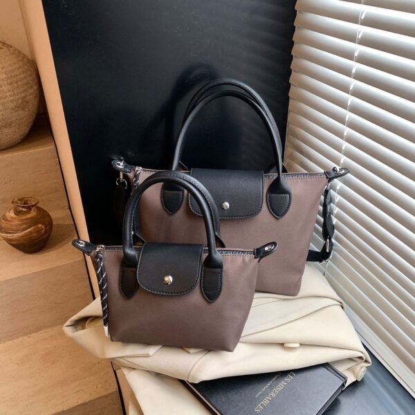 Simple Contrasting Nylon Cloth Bags, Dumpling Bags, Spring And Summer Versatility, Niche Hand-Held Fashionable Texture Shoulder Bags