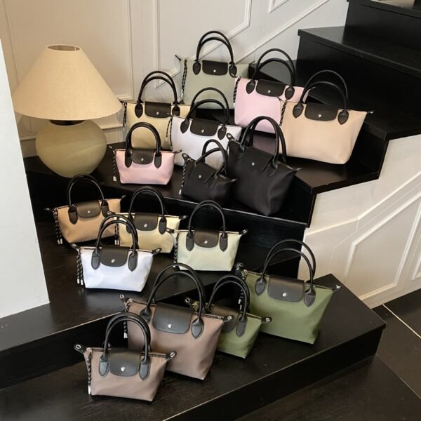 Simple Contrasting Nylon Cloth Bags, Dumpling Bags, Spring And Summer Versatility, Niche Hand-Held Fashionable Texture Shoulder Bags