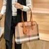 Fashion Large-Capacity Leather Women’S Bags Trendy 2026 New Versatile Plaid Bags Large Bags Single Shoulder Portable Tote Bags