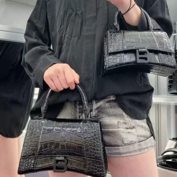 Bag 2026 New Leather Bag High-End Handbag Women’S High Version Crocodile Pattern Hourglass Bag Messenger Bag