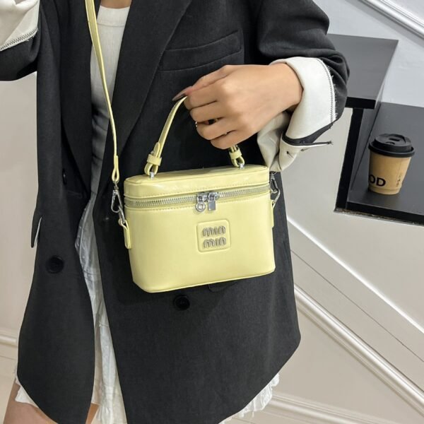 This Year, Miu Box Bags Are Popular, Handbags, High-End Fashion And Versatile Single Shoulder Messenger Small Square Bags.
