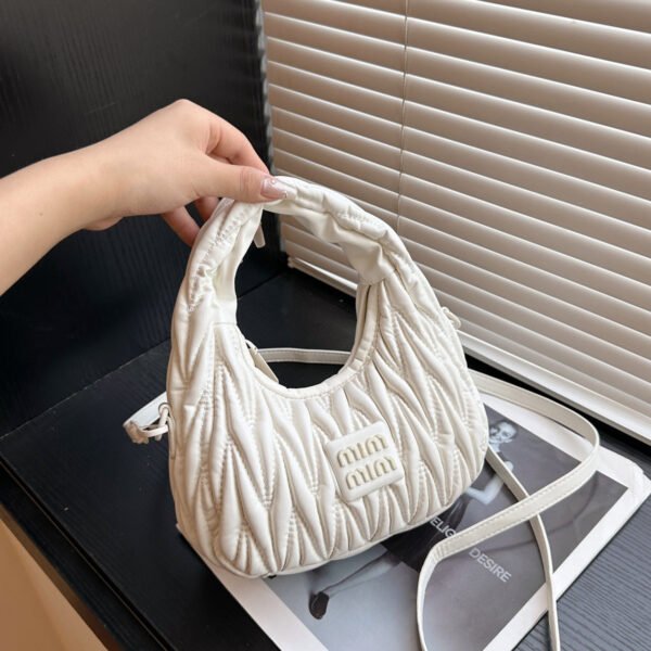 Niche Pleated Armpit Bag Tide Crescent Moon Dumpling Bag Macaron Mi.U Embroidered Thread Fashionable Bowling Shoulder Bag