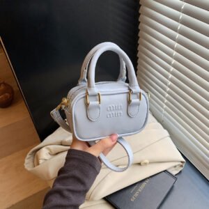 Letter Laser Bowling Bag Version Miu Premium Handbag Bag Women'S Versatile Fashion One-Shoulder Crossbody Bag
