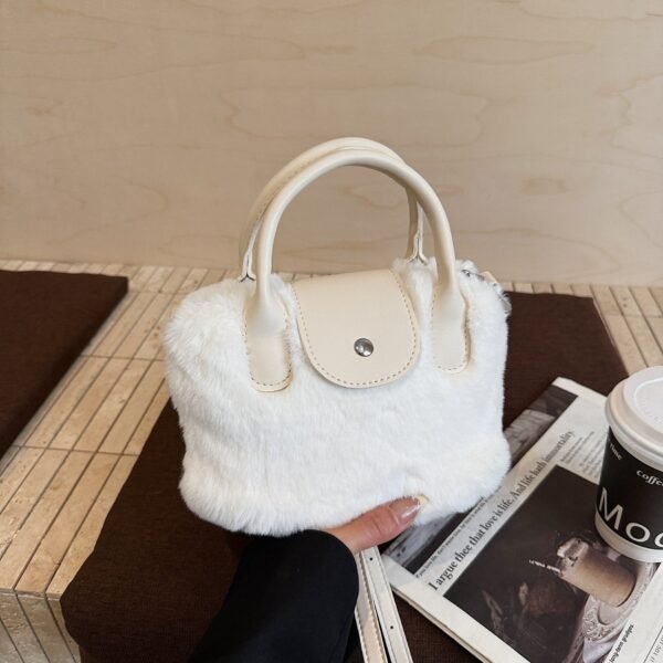 Light Luxury Plush Dragon Bags Xiang Handbag Women’S Retro Splicing Trend Shoulder Messenger Bag Casual Versatile Plush Bag