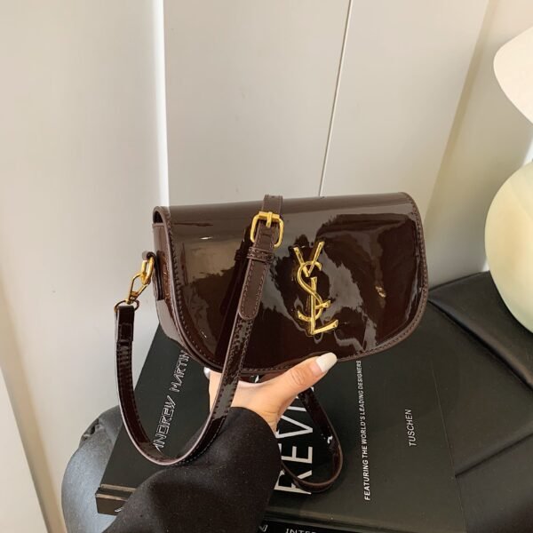 Niche Design Poplar Forest Retro Saddle Bag Simple Texture Personalized Portable Small Square Bag Premium Shoulder Messenger Bag